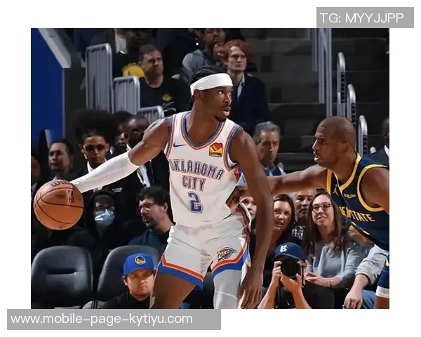 克莱状态回暖五记三分助力球队队友教练赞其牵制力巨大打开进攻缺口 克莱状态回暖五记三分助力球队队友教练赞其牵制力巨大打开进攻缺口